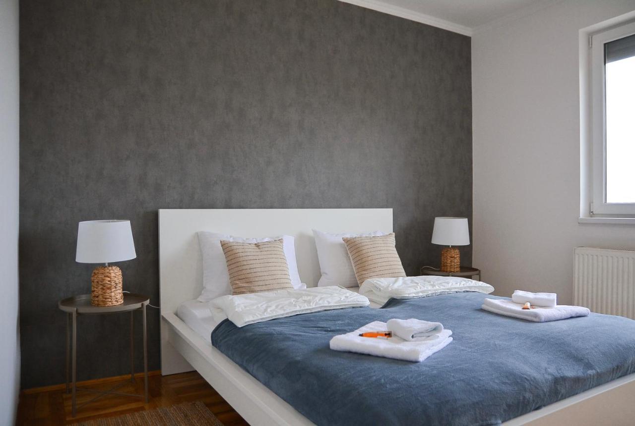 Crown Apartment 2 Subotica Dış mekan fotoğraf