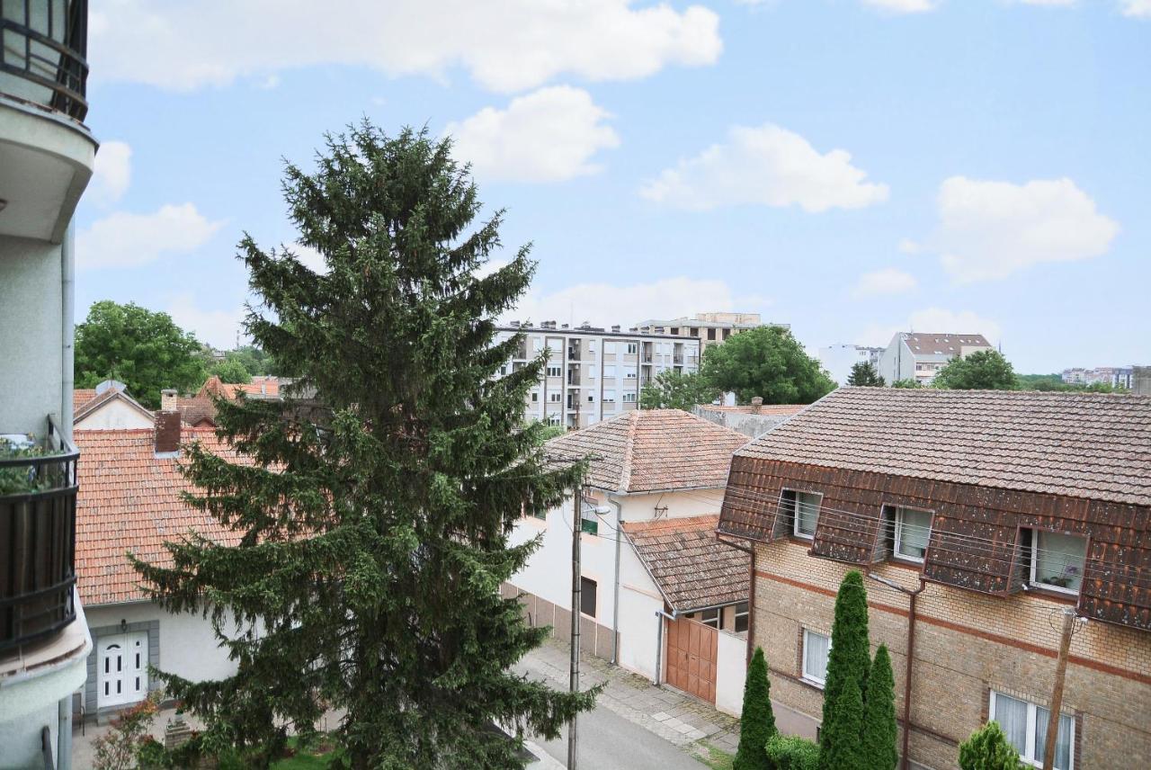 Crown Apartment 2 Subotica Dış mekan fotoğraf